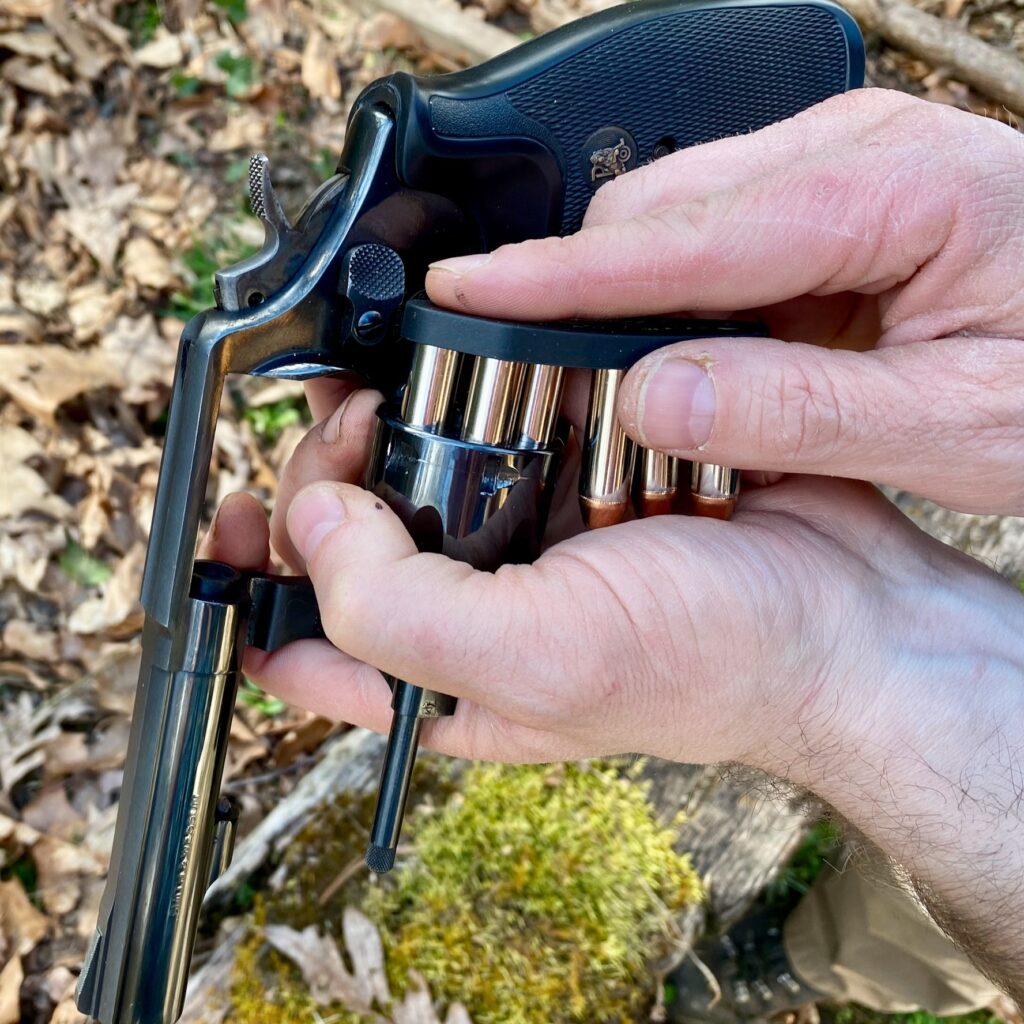 Added some Zeta6 speed strips to the wheelgun rig : r/CCW