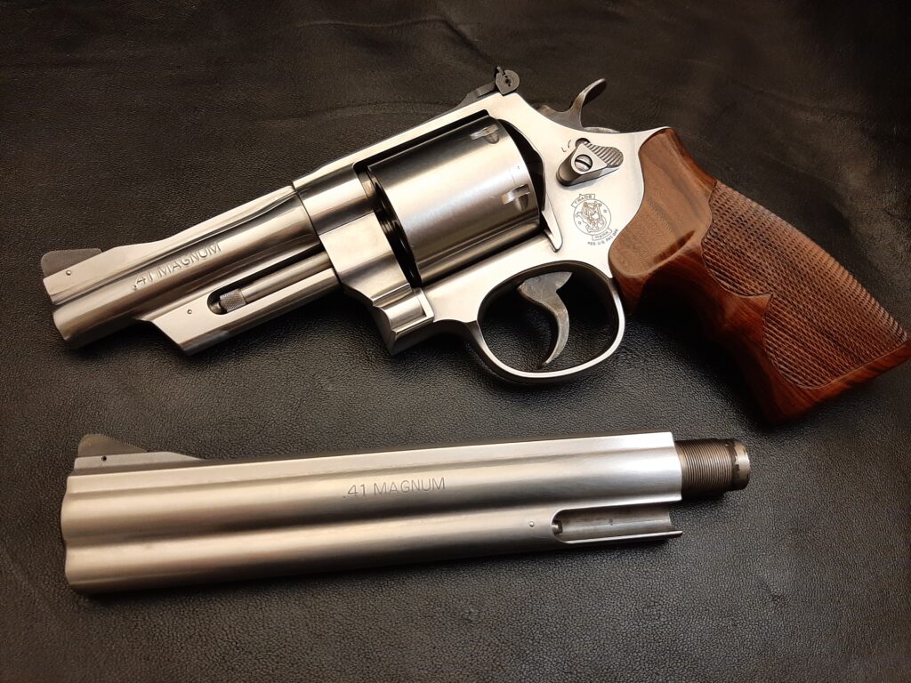 PERFORMANCE CENTER® MODEL 629 .44 MAGNUM® HUNTER