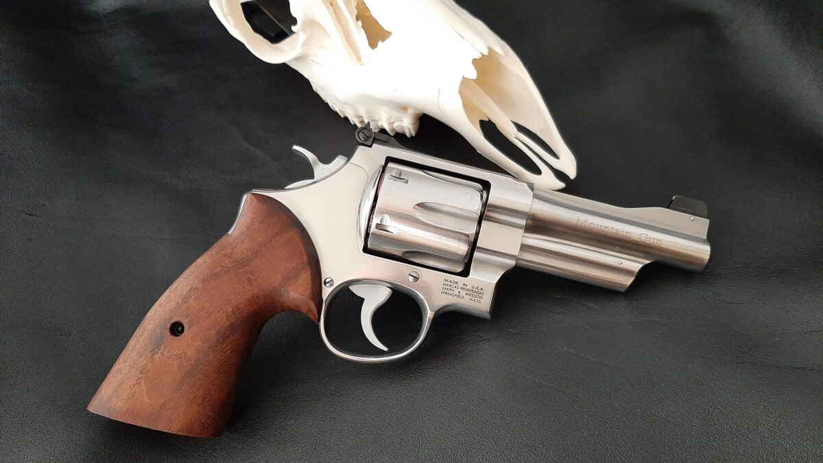 Lipsey’s Exclusive S&W Model 629 Mountain Gun