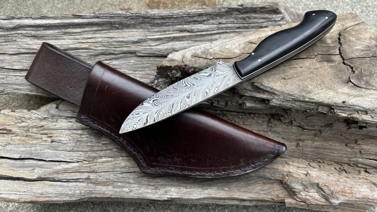 DI Knives Leatherwork